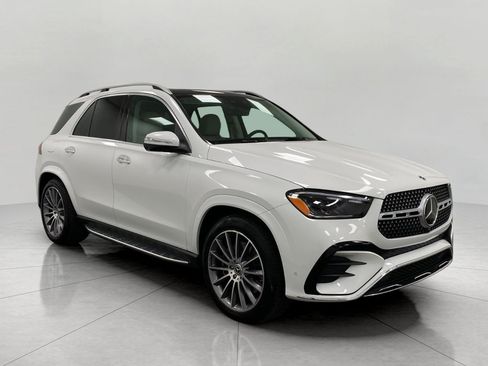 Certified 2026 Mercedes-Benz GLE 450 4MATIC image 1