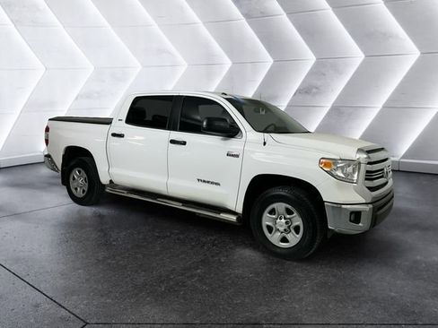 Used 2016 Toyota Tundra SR5 w/ SR5 Upgrade Package image 1