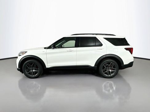 New 2026 Ford Explorer ST-Line w/ ST-Line Street Pack AWD/4WD image 8