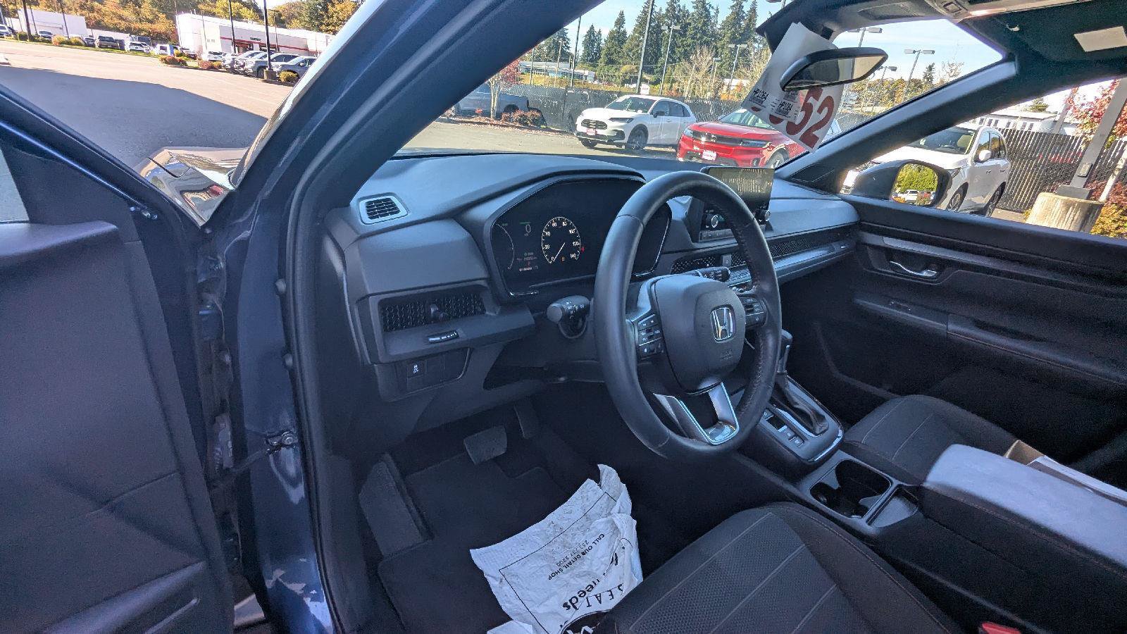 Used 2024 Honda CR-V Sport image 15