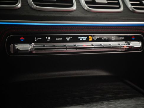 New 2026 Mercedes-Benz GLE 53 AMG 4MATIC Coupe image 30