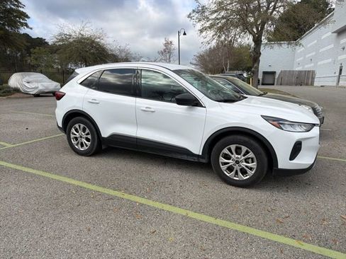 Used 2023 Ford Escape Active image 14