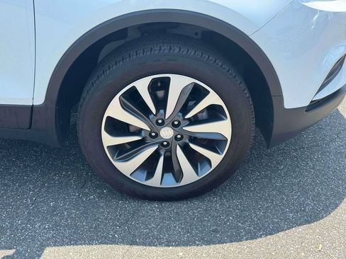 Used 2022 Buick Encore Preferred w/ Safety Package AWD/4WD image 10