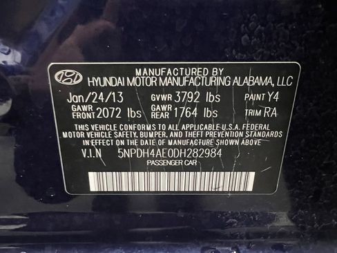 Used 2013 Hyundai Elantra GLS w/ Preferred Pkg FWD image 33