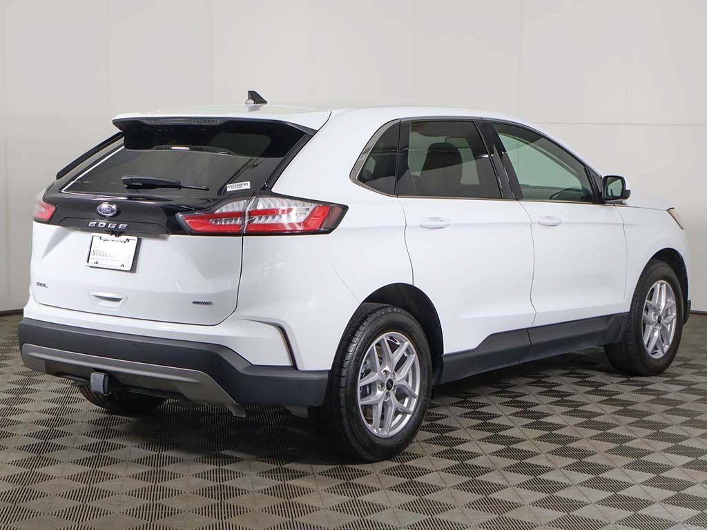 Used 2023 Ford Edge SEL w/ Convenience Package AWD/4WD image 10