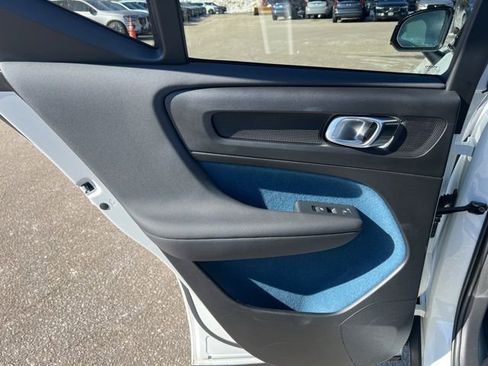 Used 2023 Volvo XC40 Recharge Plus w/ Protection Package Premier image 25