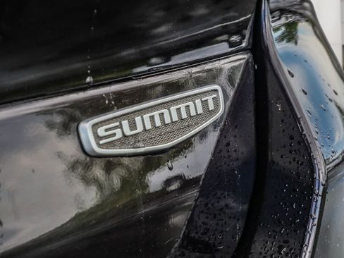 Used 2022 Jeep Grand Cherokee L Summit AWD/4WD image 12