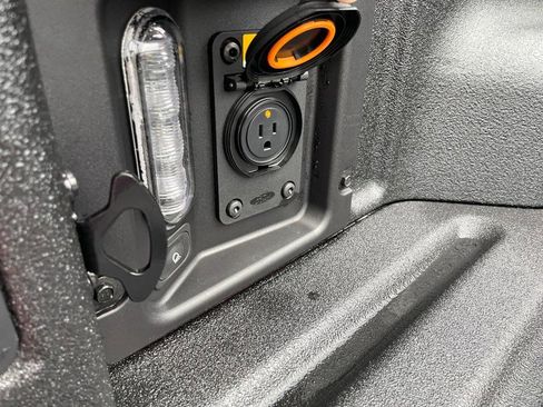 New 2026 Ford Maverick Tremor image 8