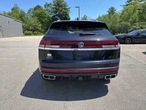 Used 2024 Volkswagen Atlas Cross Sport SEL Premium R-Line AWD/4WD image 6