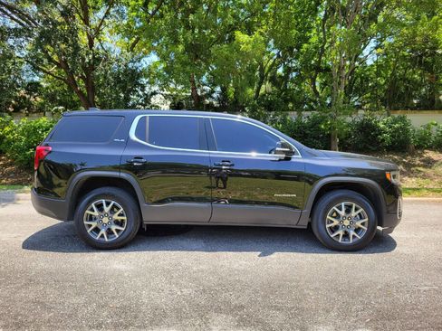 Used 2022 GMC Acadia SLE image 8