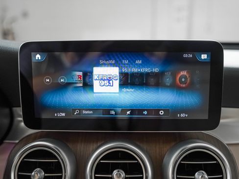 Certified 2022 Mercedes-Benz GLC 300 image 20