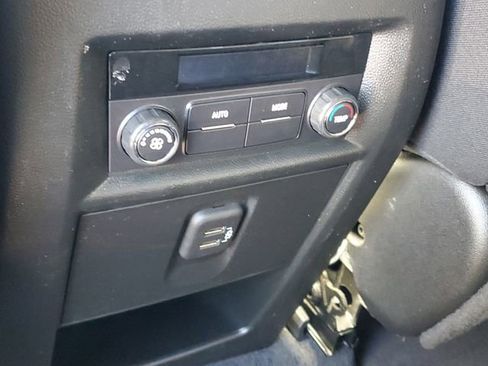 Certified 2023 Chevrolet Traverse LT AWD/4WD image 12