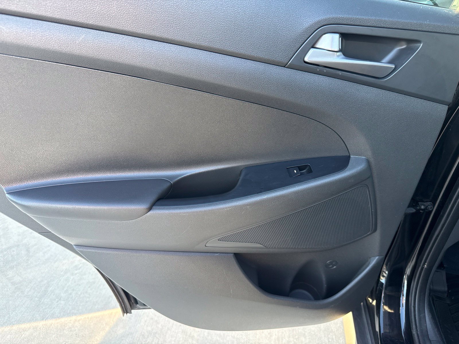 Used 2016 Hyundai Tucson SE w/ Option Group 02 FWD image 19