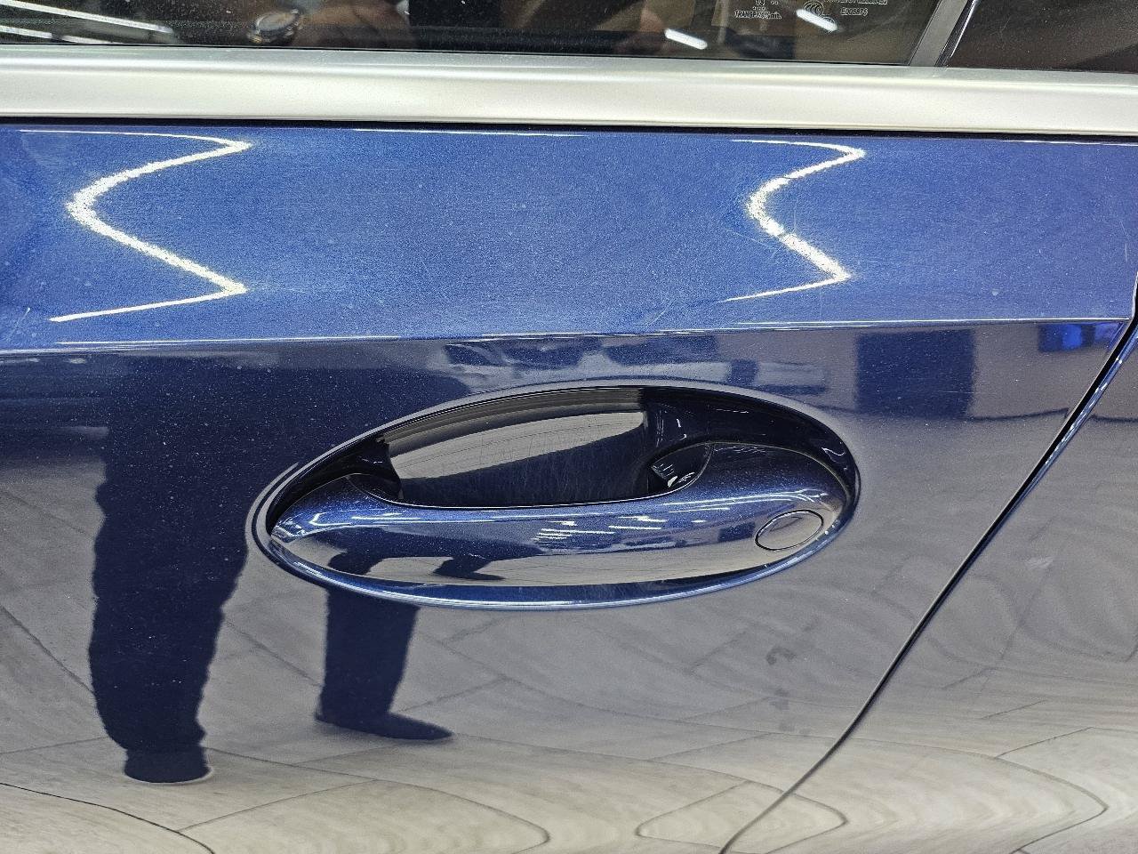 Used 2019 BMW 330i Sedan w/ Convenience Package RWD image 12