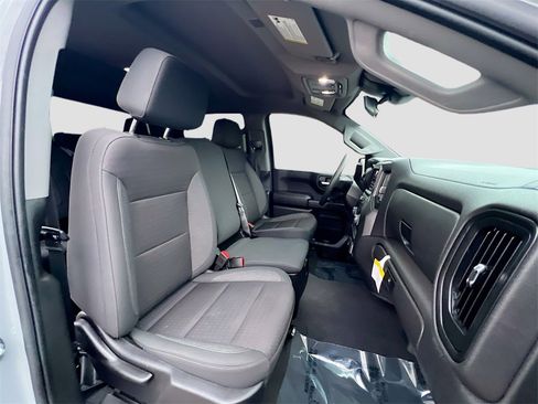 Used 2024 Chevrolet Silverado 1500 Custom Trail Boss image 25