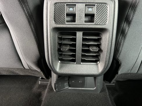 Used 2025 Ford Bronco 4-Door AWD/4WD image 14