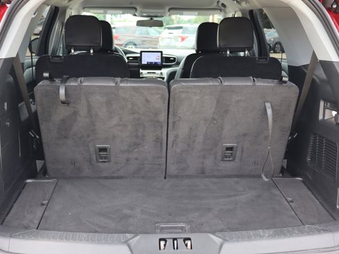 Used 2023 Ford Explorer XLT w/ Equipment Group 202A image 30
