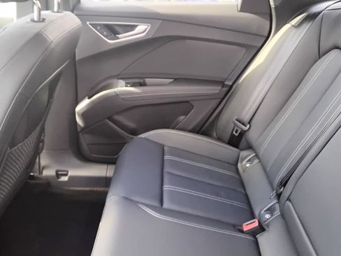 Certified 2025 Audi Q4 e-tron Premium image 21