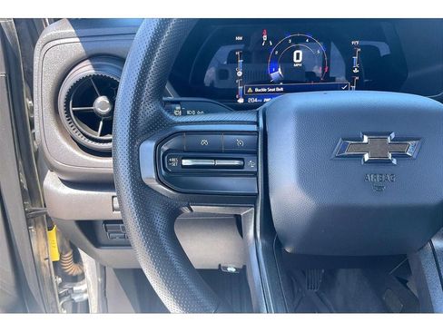 Used 2023 Chevrolet Colorado Trail Boss w/ Technology Package AWD/4WD image 20