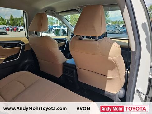 Used 2022 Toyota RAV4 LE AWD/4WD image 29