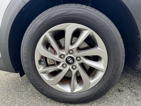 Used 2018 Hyundai Tucson SE FWD image 25