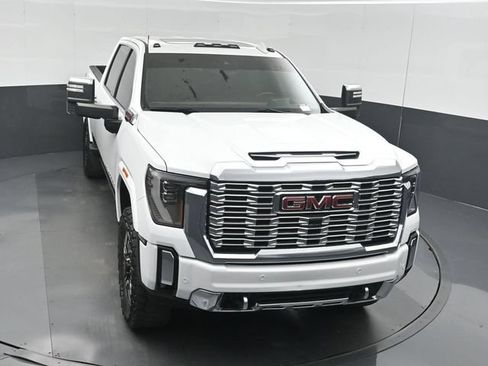 Used 2024 GMC Sierra 2500 Denali w/ Denali Reserve Package AWD/4WD image 44