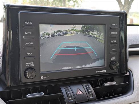 Certified 2021 Toyota RAV4 XLE Premium AWD/4WD image 18