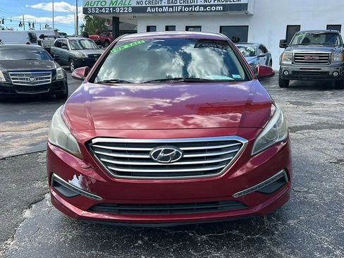 Used 2015 Hyundai Sonata SE FWD image 2