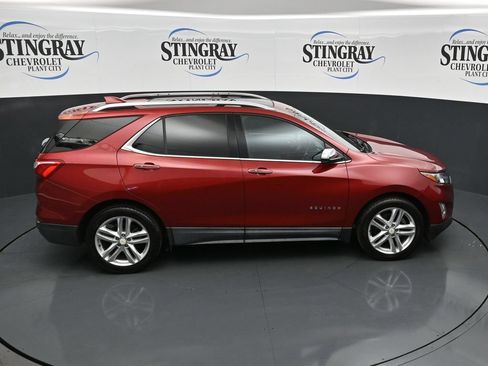 Used 2018 Chevrolet Equinox Premier FWD image 25