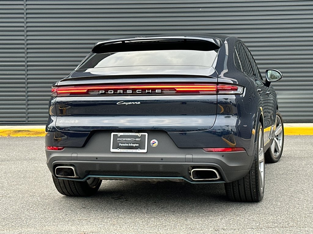 Certified 2026 Porsche Cayenne Coupe AWD/4WD image 9