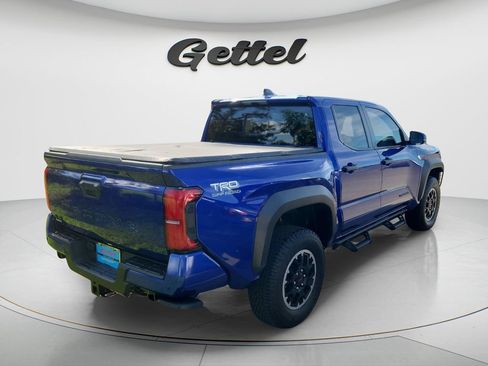 Used 2025 Toyota Tacoma TRD Off-Road w/ TRD Off Road Upgrade Package AWD/4WD image 7