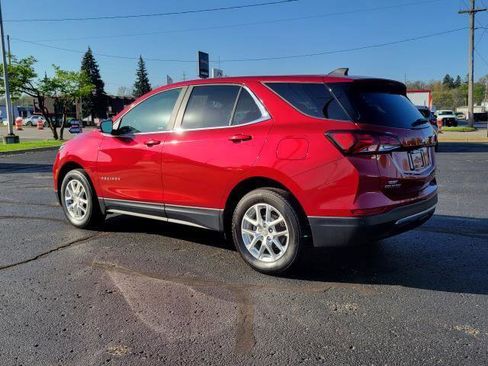Used 2024 Chevrolet Equinox LT AWD/4WD image 3