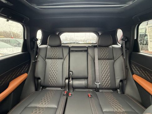 Used 2025 Mitsubishi Outlander SEL image 22