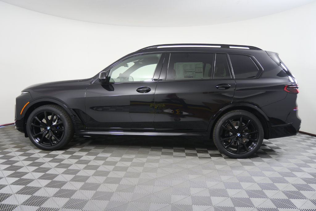 Used 2027 BMW X7 xDrive40i w/ Executive Package AWD/4WD image 7