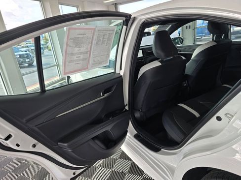 Certified 2025 Toyota Camry SE image 37