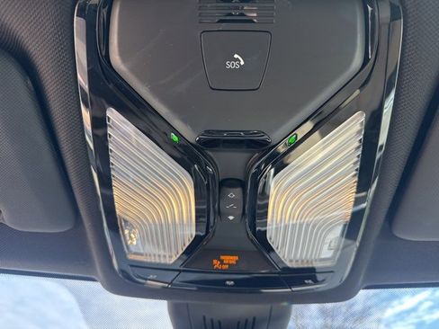 Used 2022 BMW X5 xDrive40i w/ Executive Package image 28