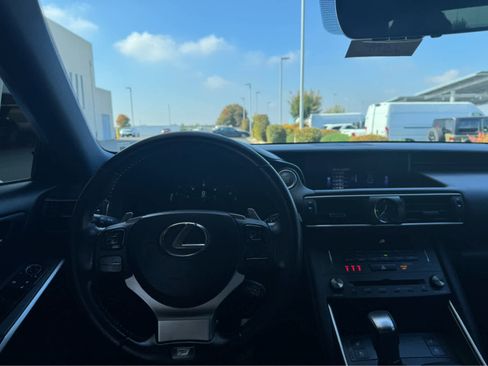 Used 2020 Lexus IS 350 F Sport image 11