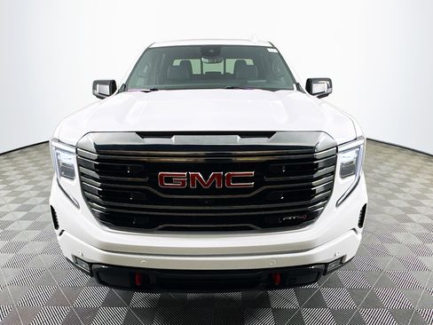 Used 2023 GMC Sierra 1500 AT4 w/ Technology Package AWD/4WD image 2