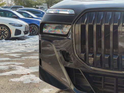 Certified 2024 BMW 760i xDrive w/ Executive Package image 11