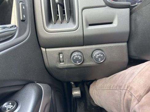 Used 2020 Chevrolet Colorado LT image 40