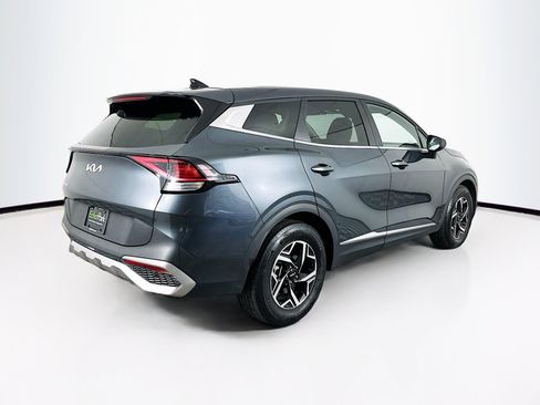 Used 2024 Kia Sportage LX image 9