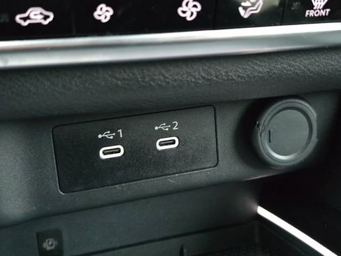 Used 2024 Nissan Rogue SL image 18