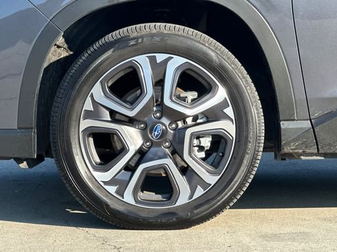 Certified 2025 Subaru Ascent Limited w/ Popular Package #2 image 27