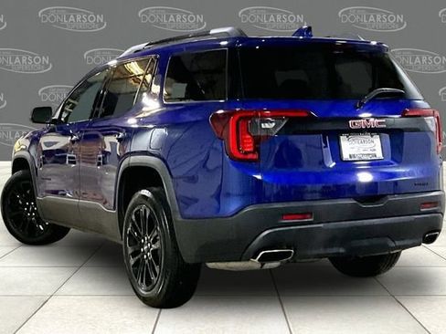 Used 2023 GMC Acadia SLE w/ Driver Convenience Package image 5