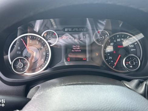 Certified 2026 RAM 2500 Big Horn AWD/4WD image 29