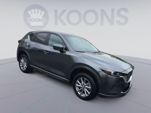 Used 2024 MAZDA CX-5 AWD 2.5 S w/ Preferred Package image 2