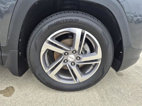 Used 2018 GMC Terrain SLT w/ Preferred Package image 12