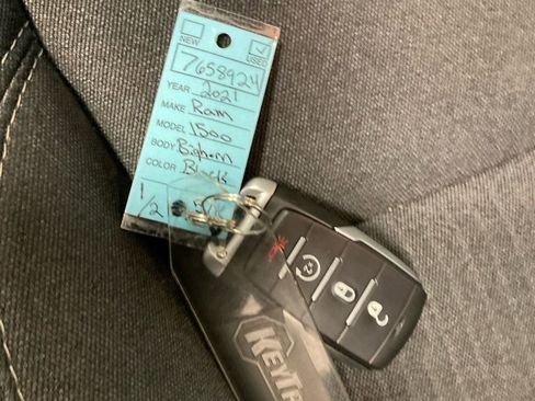 Used 2021 RAM 1500 Big Horn image 25