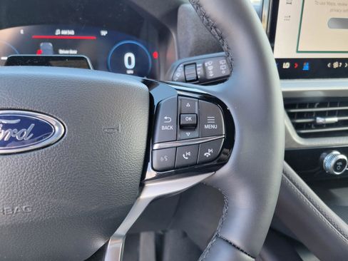 New 2026 Ford Explorer Platinum image 23