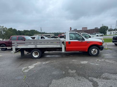 Used 1999 Ford F350 XL RWD image 1